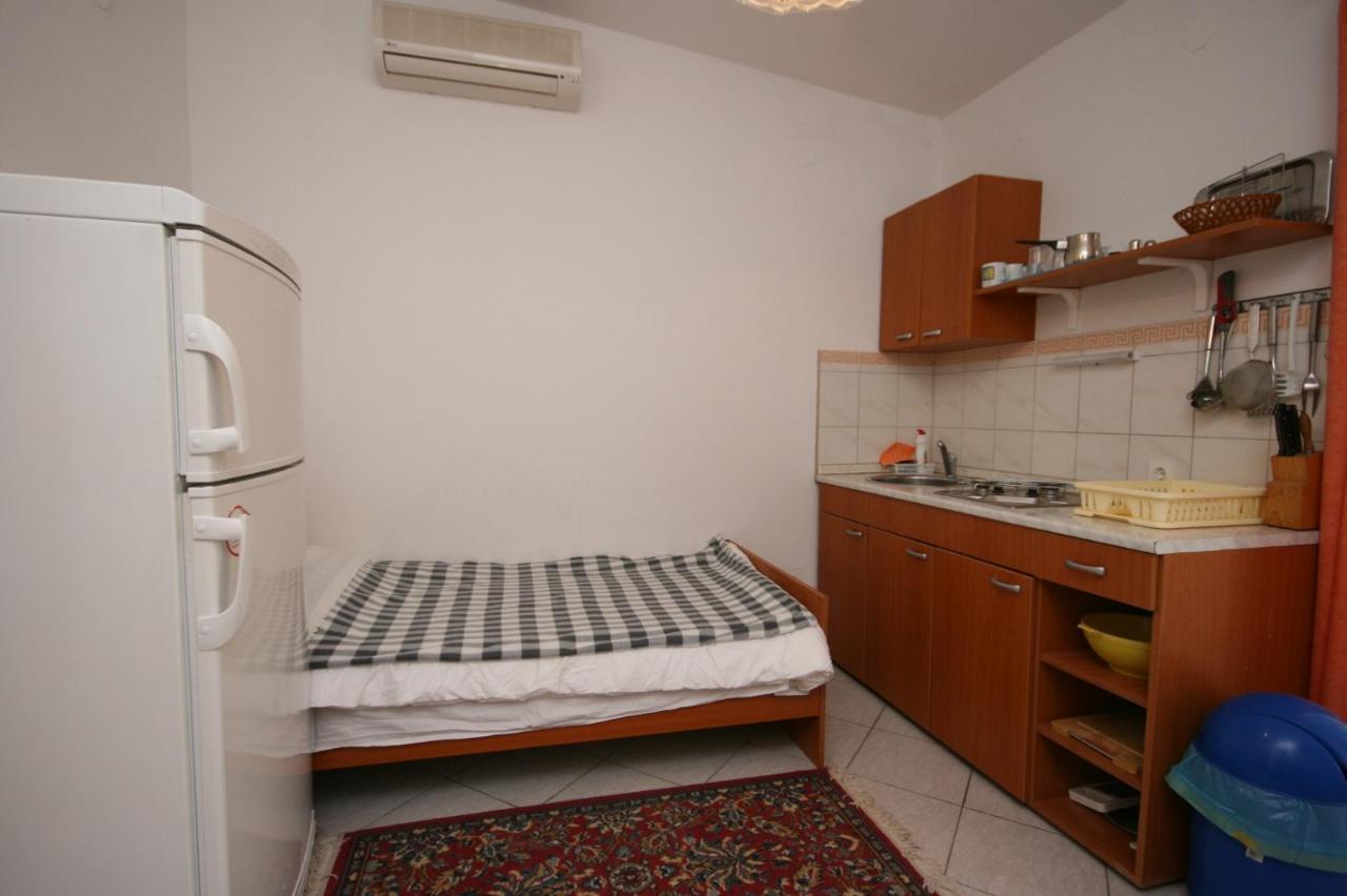 Apartments With A Parking Space Bosana, Pag - 6460 Екстериор снимка